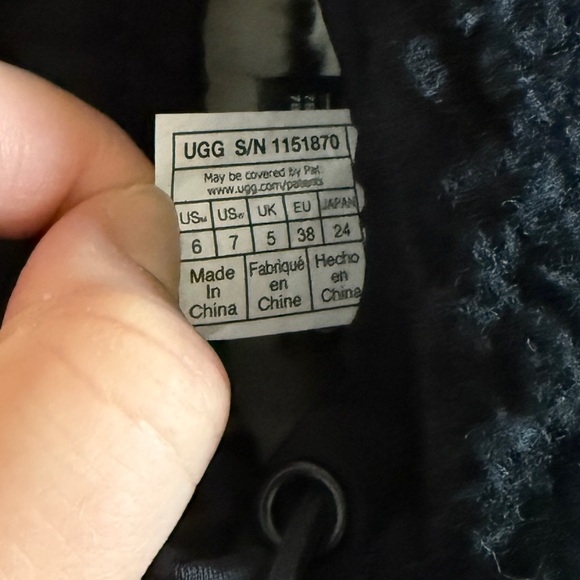 New UGG‎ Shasta Goretex Mid Boot M6 W7 Pink Glow Unisex Gorpcore Snow Extreme - Picture 2 of 10